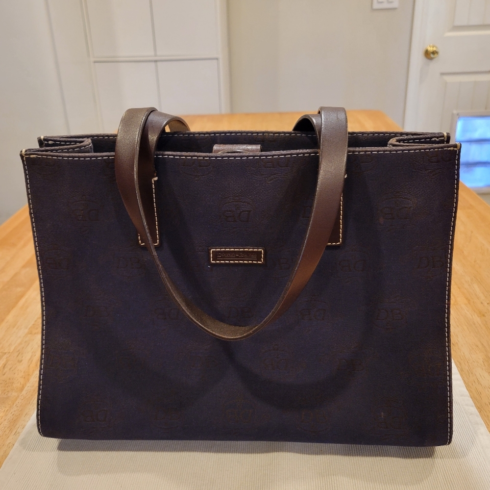 🔷️EUC~ 🔥FINAL PRICE🔥 DOONEY & BOURKE TOTE BAG